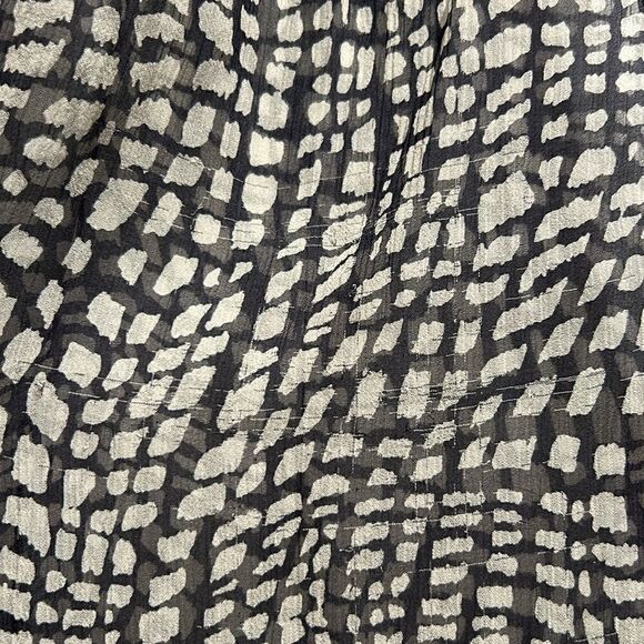 Joie Black & White Sleeveless Blouse, Size medium - Picture 4 of 10